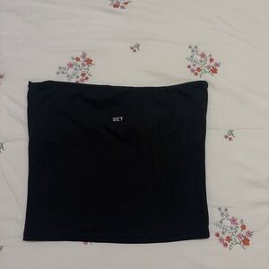 SET Active Black Sports Bra New Tags were removed!